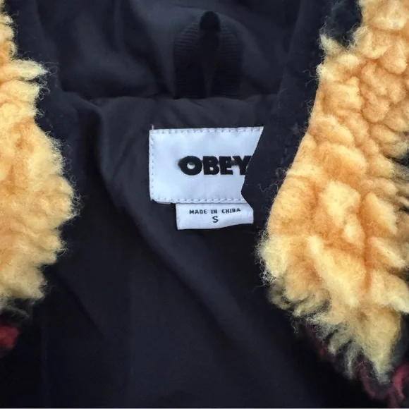 New OBEY Moroccan Rug Pattern Fleece Full Zip Jacket Small - Picture 7 of 10